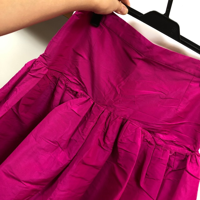 N°21(ヌメロヴェントゥーノ)の専用　　美品　ヌメロヴェントゥーノ　N°21  スカート　ピンク レディースのスカート(ひざ丈スカート)の商品写真