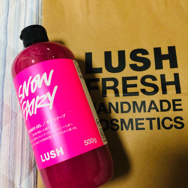 LUSH(ラッシュ)のLUSH フェアリーキャンディボディソープ500g☆ コスメ/美容のボディケア(ボディソープ/石鹸)の商品写真