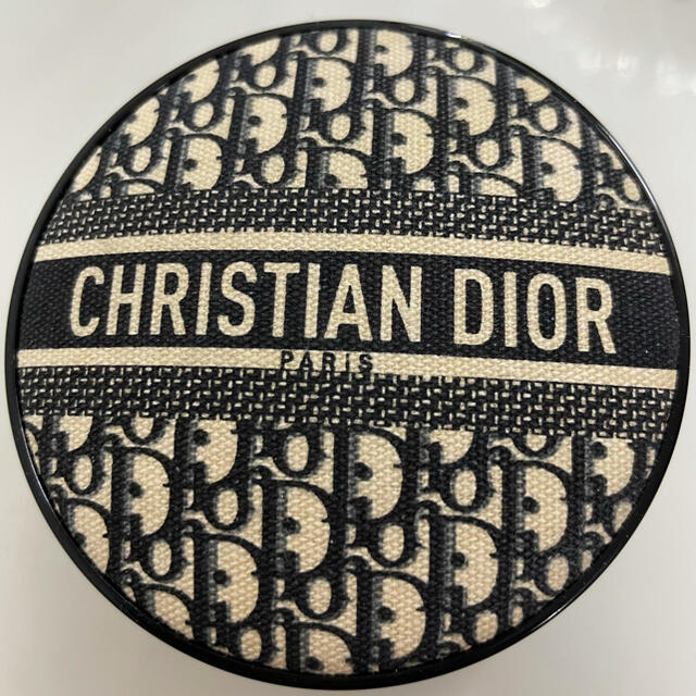 Dior クッションファンデーション　限定ケース