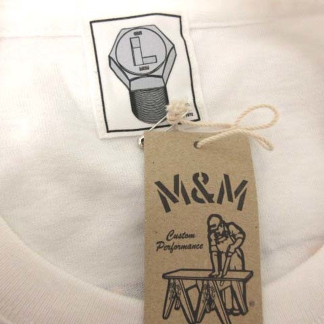 M&M(エムアンドエム)のエム&エム M&M CUSTOM PERFORMANCE Tシャツ L 白 メンズのトップス(Tシャツ/カットソー(半袖/袖なし))の商品写真