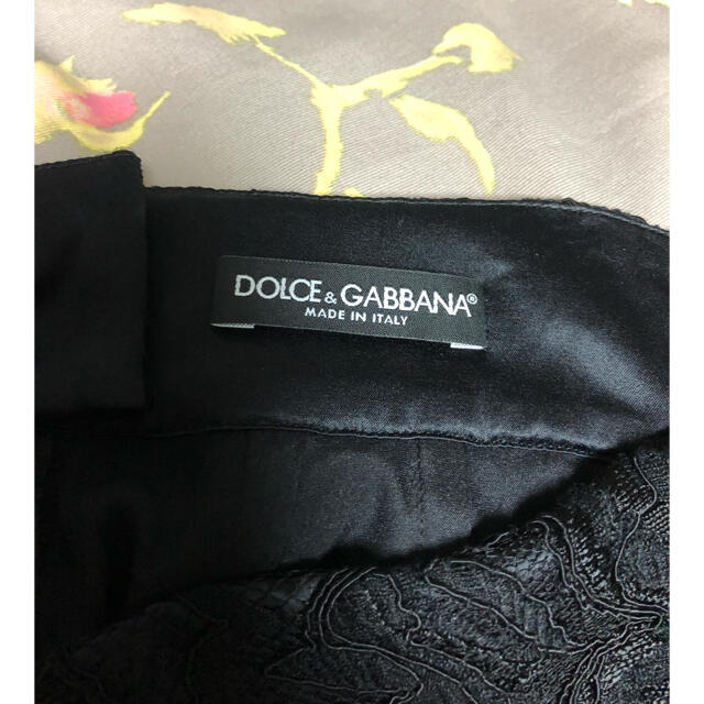 DOLCE&GABBANA(ドルチェアンドガッバーナ)の新品タグ付き ドルチェ&ガッバーナ　レーススカート レディースのスカート(ひざ丈スカート)の商品写真