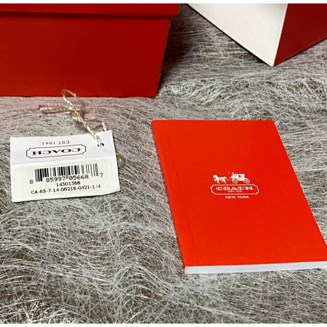 COACH(コーチ)の【新品】コーチ　クオーツ　クロノグラフレディース腕時計 レディースのファッション小物(腕時計)の商品写真