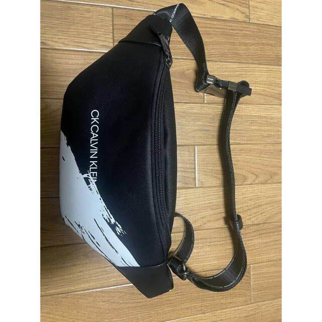カルバンクライン ボディバッグ monteavilafoundation.org