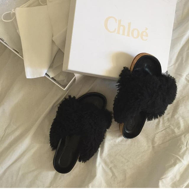 Chloe(クロエ)の2016aw Chloe ファー サンダル レディースの靴/シューズ(サンダル)の商品写真
