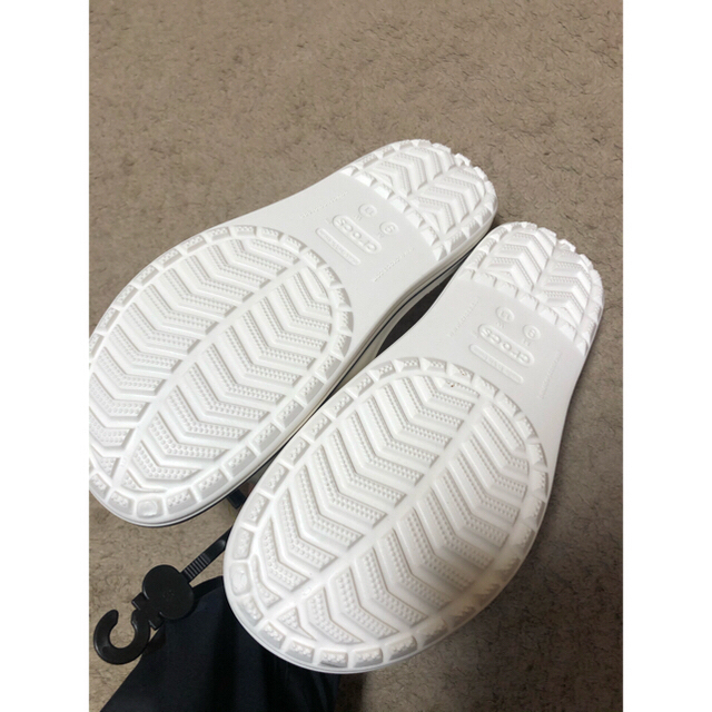 crocs(クロックス)の【新品・未使用】crocsホワイト27cm値下げセール特価 メンズの靴/シューズ(サンダル)の商品写真