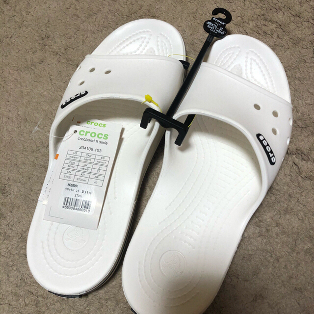 crocs(クロックス)の【新品・未使用】crocsホワイト27cm値下げセール特価 メンズの靴/シューズ(サンダル)の商品写真