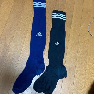 アディダス(adidas)のサッカーソックス　adidas  紺色　25から28センチ　おまけ付き(その他)