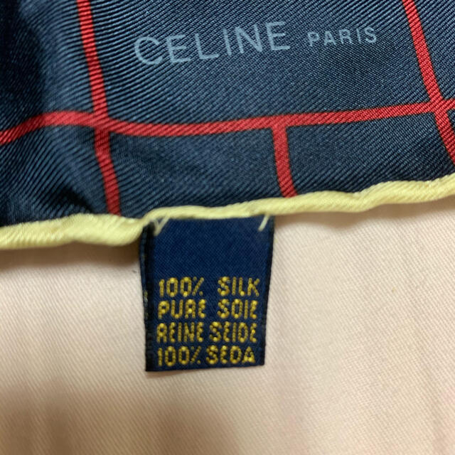 celine(セリーヌ)のセリーヌ　スカーフ　35×35  シルク100% メンズのファッション小物(ハンカチ/ポケットチーフ)の商品写真