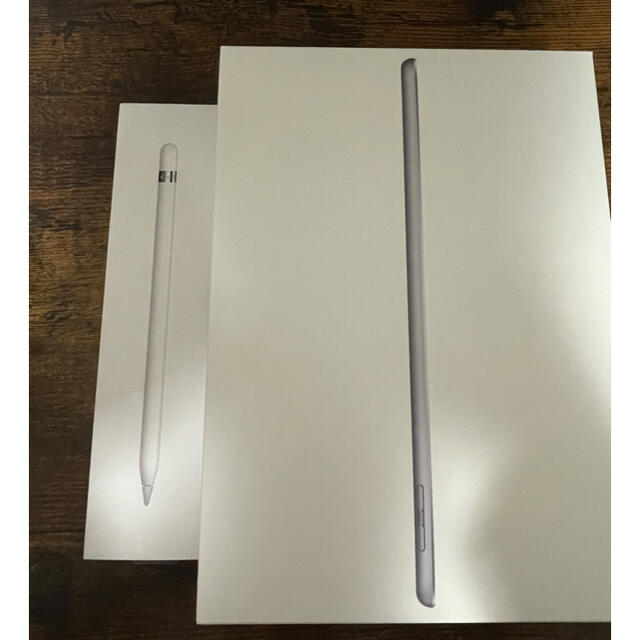 iPad6世代Apple Pencil付き97インチカラー