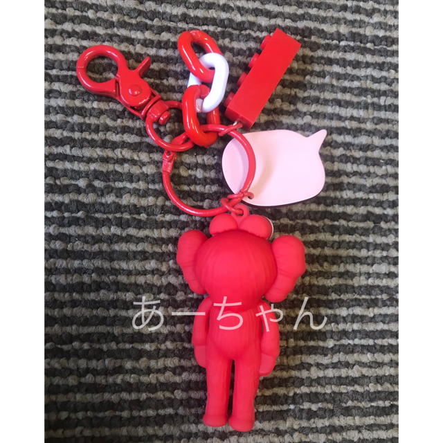 セサミストリート×kaws【全色】キーホルダー　カウズ　 バッグホルダー