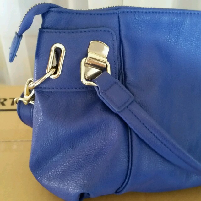 JEANASIS(ジーナシス)の２Wayショルダーバッグ ブルー レディースのバッグ(ショルダーバッグ)の商品写真