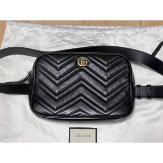 グッチ(Gucci)のGUCCI GGマーモント　ボディバッグ(ボディーバッグ)