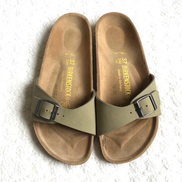 BIRKENSTOCK(ビルケンシュトック)のビルケンシュトック マドリッド サイズ37 カーキ レディースの靴/シューズ(サンダル)の商品写真