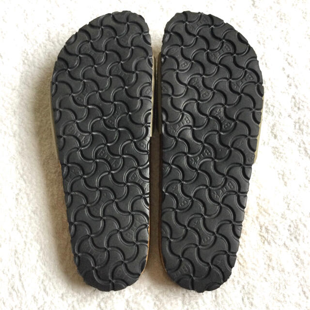 BIRKENSTOCK(ビルケンシュトック)のビルケンシュトック マドリッド サイズ37 カーキ レディースの靴/シューズ(サンダル)の商品写真