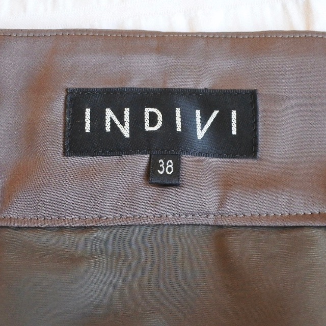 INDIVI(インディヴィ)のINDIVI フレアスカート 38 レディースのスカート(ひざ丈スカート)の商品写真