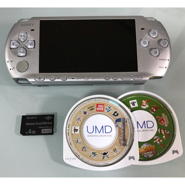 PSP 3000　ミスティックシルバー