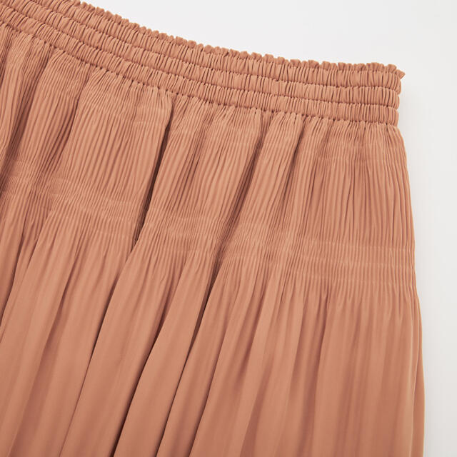 UNIQLO(ユニクロ)の【新品】 ウエストゴム UNIQLO ユニクロ ギャザーロングスカート  レディースのスカート(ロングスカート)の商品写真
