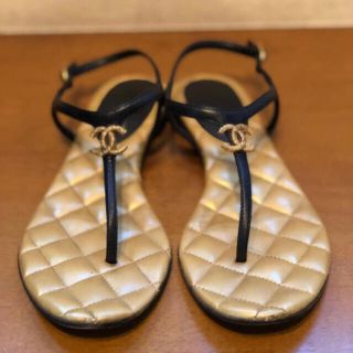 シャネル(CHANEL)のCHANEL シャネル フラット トングサンダル 36.5(サンダル)