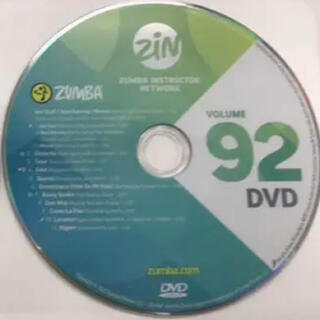 Zumba - ZUMBA zin 92 CD/DVD セットの通販 by smiley's shop｜ズンバ ...