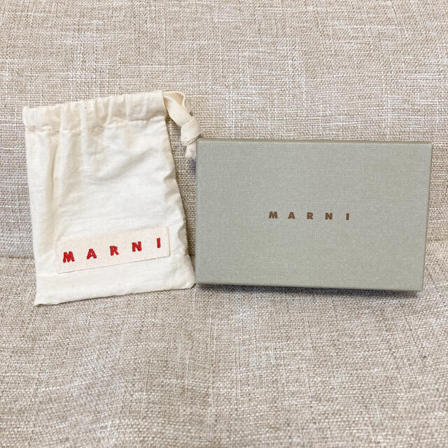 Marni(マルニ)のmarni マルニ　空箱 袋 レディースのバッグ(ショップ袋)の商品写真