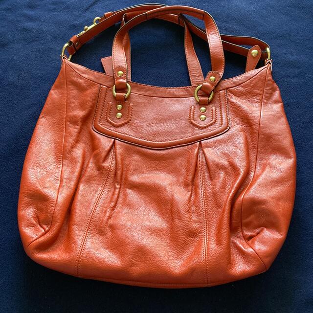 COACH(コーチ)の米国の名門革製品コーチアッシュレイ本革3wayショルダーバッグオレンジ系茶色良品 レディースのバッグ(ショルダーバッグ)の商品写真