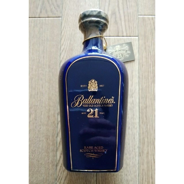 未開封★Ballantine's【バランタイン】 21年 青陶器ボトル 700ml 箱付