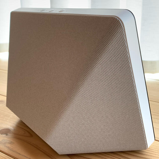 Echo Show 10 サンドストーン