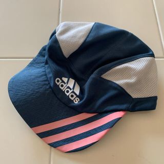 アディダス(adidas)のサッカー用キャップ　キッズ　サイズ54〜57(帽子)