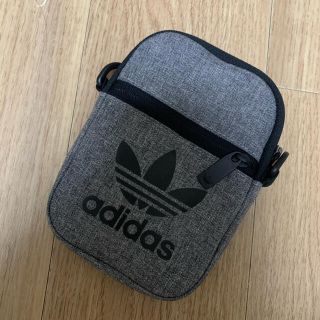 アディダス(adidas)の新品❤️adidasポーチ(ボディバッグ/ウエストポーチ)