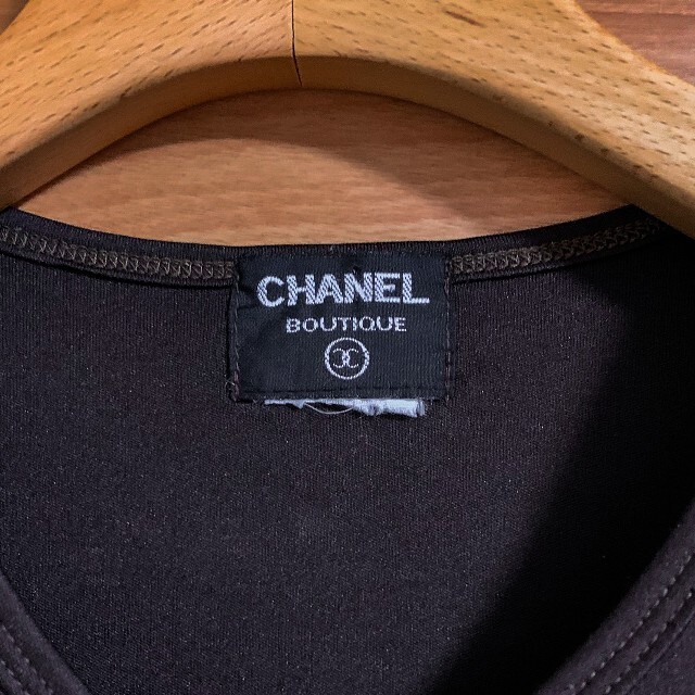 CHANEL(シャネル)の本日限定お値下げ☆シャネル　長袖Tシャツ　 レディースのトップス(Tシャツ(長袖/七分))の商品写真