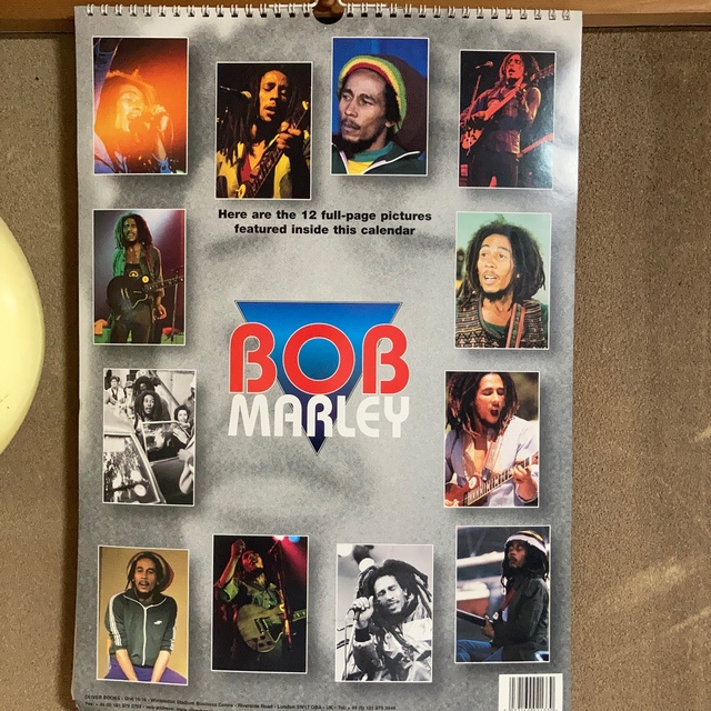 洋書ボブ　マーリーのフラッグと本3冊と1999年カレンダー