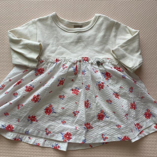 petit main(プティマイン)のpetitmain 花柄　トップス　80 キッズ/ベビー/マタニティのベビー服(~85cm)(シャツ/カットソー)の商品写真