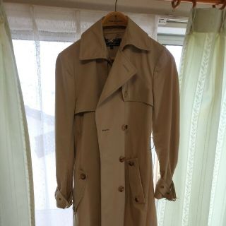 美品】フェラガモ トレンチコート-
