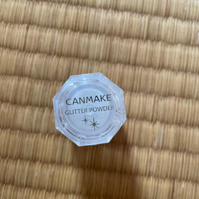 CANMAKE(キャンメイク)のグリッターパウダー コスメ/美容のネイル(ネイル用品)の商品写真