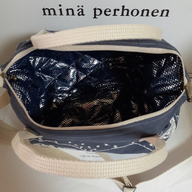 mina perhonen(ミナペルホネン)のクラムボンちゃん様専用❗ぷっくりマチのプリーツ入り💓ショルダー付き保冷バッグ インテリア/住まい/日用品のキッチン/食器(弁当用品)の商品写真