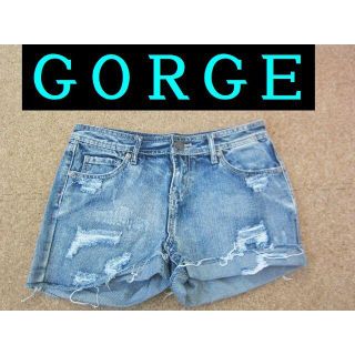 ゴージ(GORGE)の未着用　Mサイズ　GORGE　ダメージデニムショートパンツ　★お色違いも出品中★(デニム/ジーンズ)