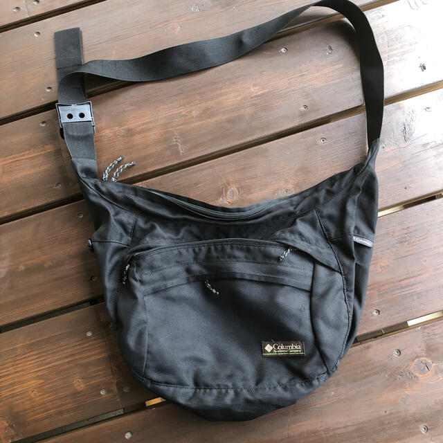 Columbia(コロンビア)のColumbiaのショルダーバッグ メンズのバッグ(ショルダーバッグ)の商品写真