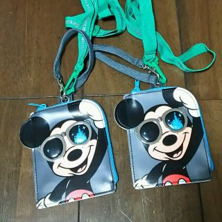 ディズニー(Disney)の２個セット チケットホルダー(ノベルティグッズ)