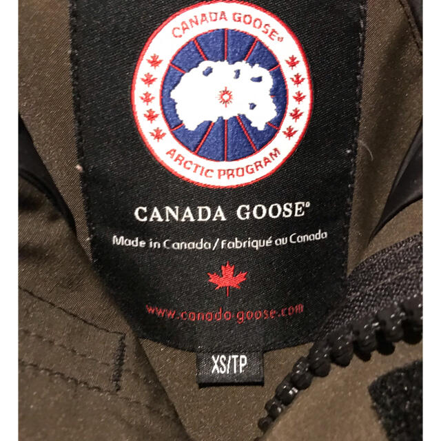 CANADA GOOSE(カナダグース)のカナダグース カムループス xs メンズのジャケット/アウター(ダウンジャケット)の商品写真