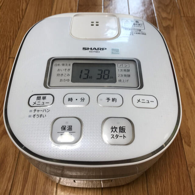 SHARP(シャープ)の炊飯器 スマホ/家電/カメラの調理家電(炊飯器)の商品写真