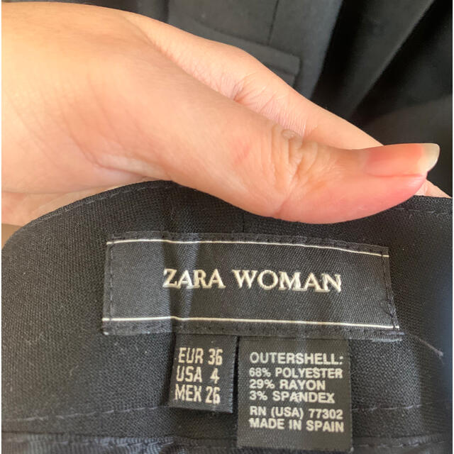 ZARA(ザラ)のZARA 黒スーツ　セットアップ レディースのフォーマル/ドレス(スーツ)の商品写真