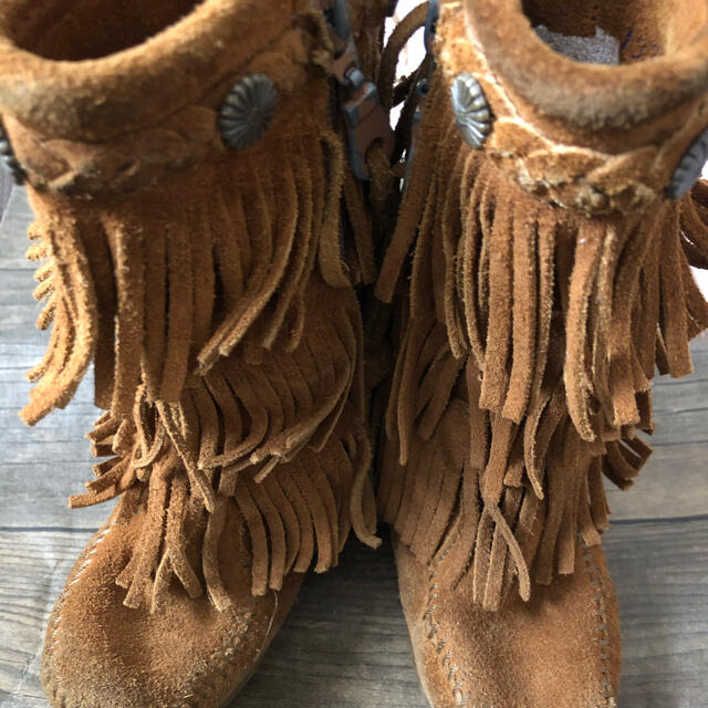 Minnetonka(ミネトンカ)のミネトンカ　MINNETONKA キッズ　8 14cm ブラウン　ブーツ　女の子 キッズ/ベビー/マタニティのベビー靴/シューズ(~14cm)(ブーツ)の商品写真