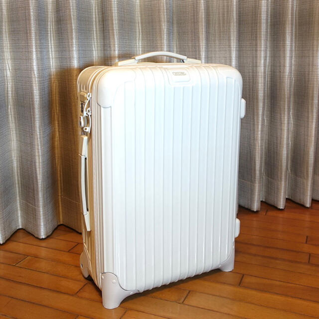 正規品　RIMOWA リモワ  サルサ 35L  機内持ち込み　スーツケース