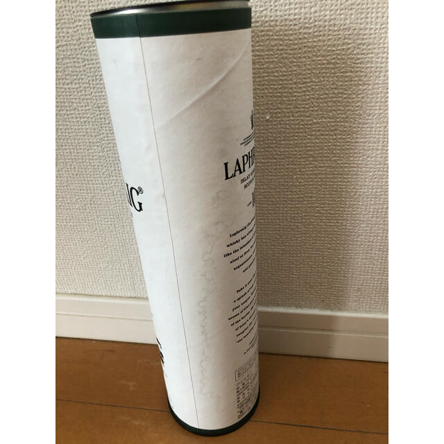 ila(アイラ)のラフロイグ 10年 750ml 食品/飲料/酒の酒(ウイスキー)の商品写真