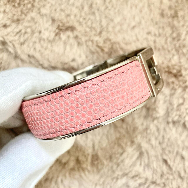 GUCCI - グッチ バングル ブレスレット ロゴ アクセサリー
