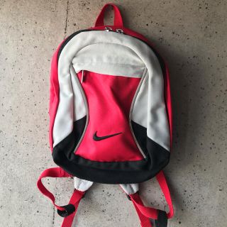 ナイキ(NIKE)のオシャレ　ナイキ　キッズリュック　バックパック　子供用リュック　遠足(リュックサック)