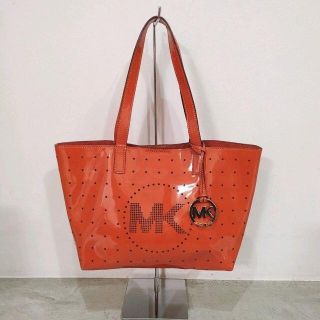 マイケルコース(Michael Kors)のマイケルコース　エナメルバッグ　michael kors(トートバッグ)