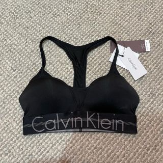 カルバンクライン(Calvin Klein)のmiko様専用　カルバンクライン　スポーツブラ　黒　Sサイズ　タグ付き未使用新品(ブラ)