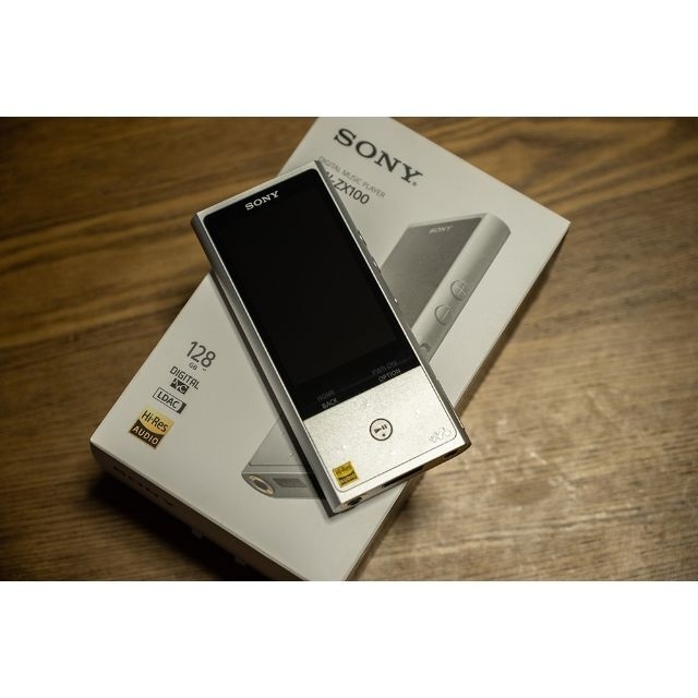 SONY NW-ZX100