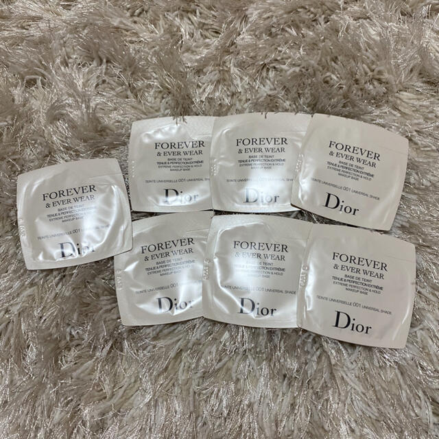 Dior(ディオール)の【専用】ディオールスキン フォーエヴァー＆エヴァー ベース SPF20PA++ コスメ/美容のベースメイク/化粧品(化粧下地)の商品写真